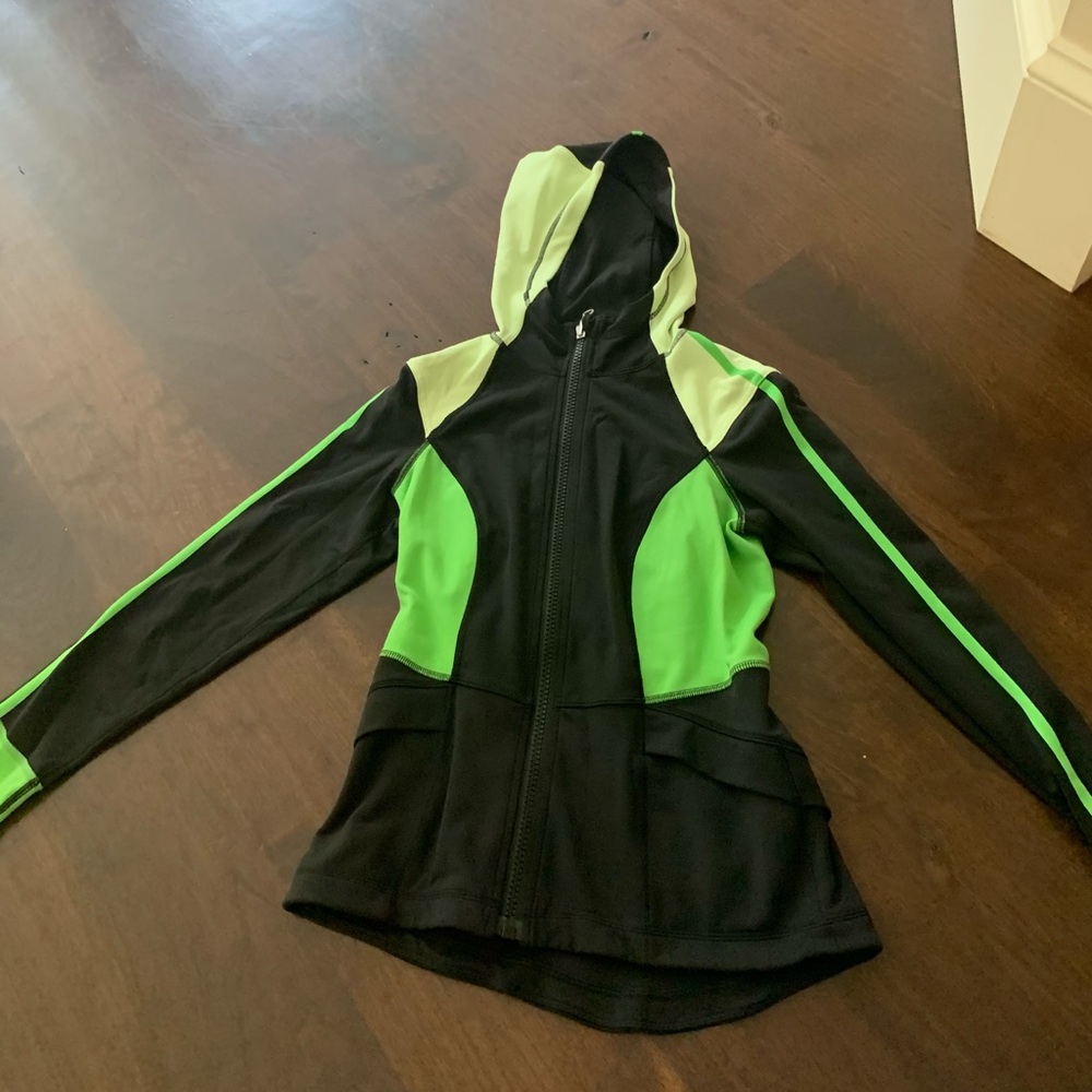 lululemon workout jacket